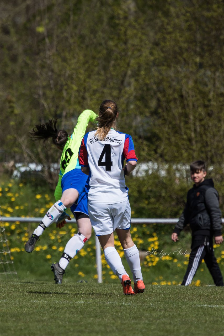 Bild 383 - wBJ VfL Oldesloe - SV Henstedt Ulzburg : Ergebnis: 3:3